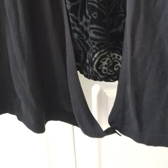 Blouse - Picture 7 of 8